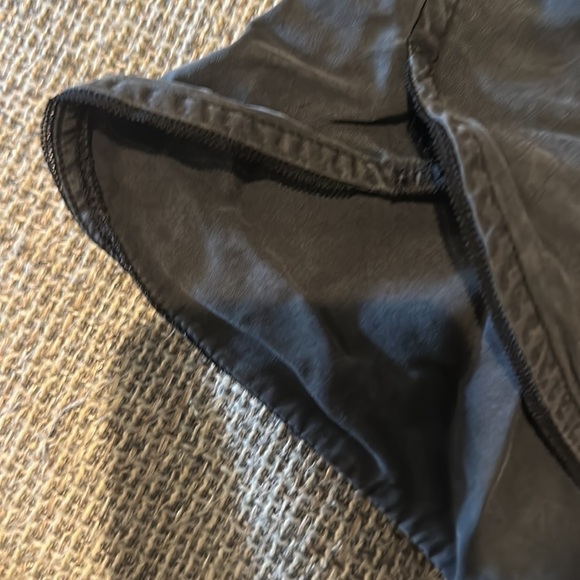 Lululemon 2.5” Short - Picture 2 of 5